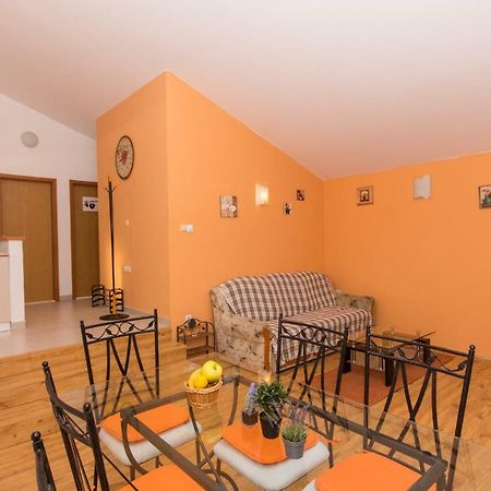 Mia Apartment Kastela Exterior photo